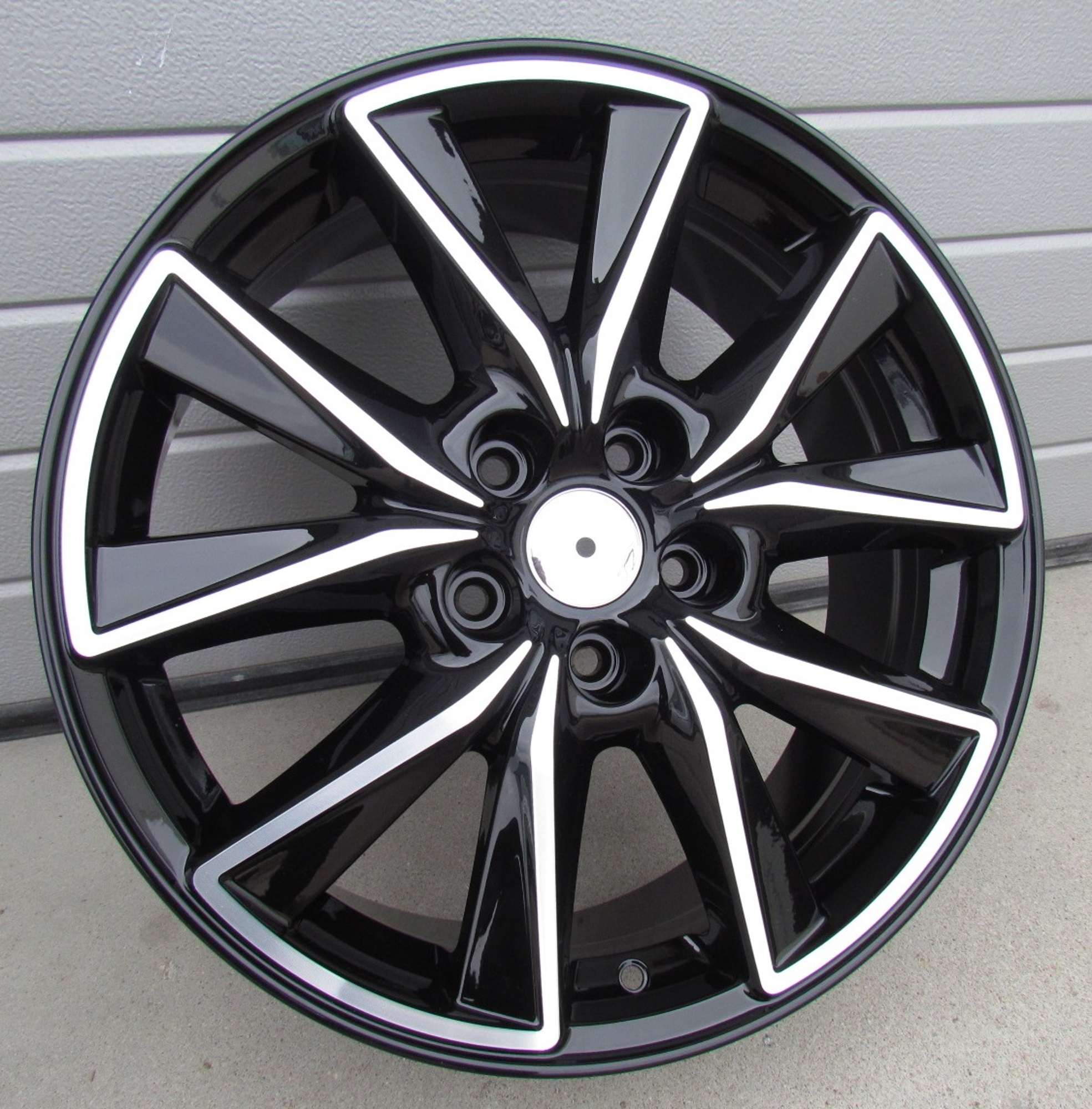 R17x7 5X114.3 ET 50 67.1 FE173 Black Polished (MB) For MAZDA (Z5)