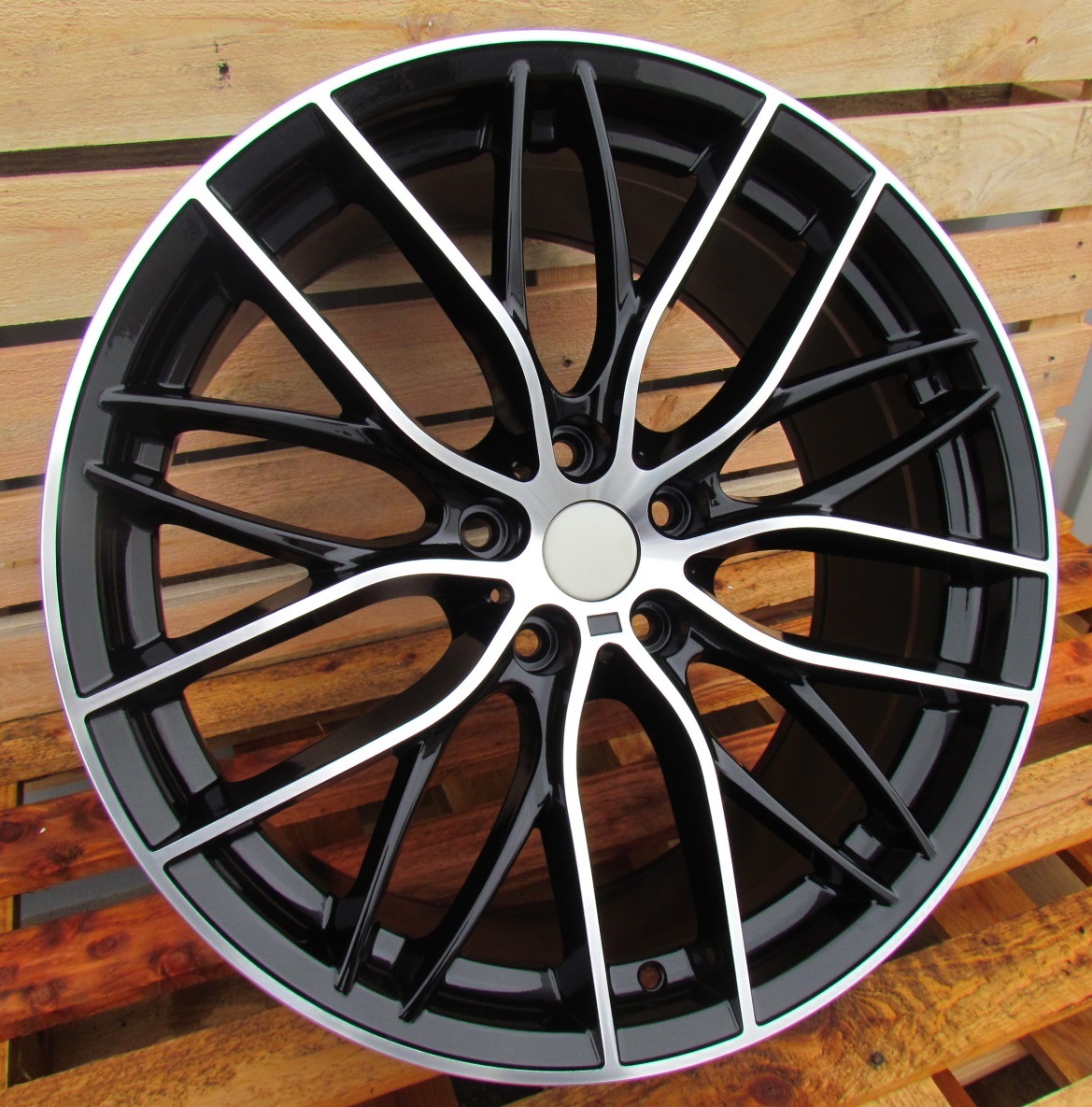 R17x7.5 5X120 ET 34 72.6 BK796 (YH07) Black Polished (MB) For BMW (P1+P2+Z5)