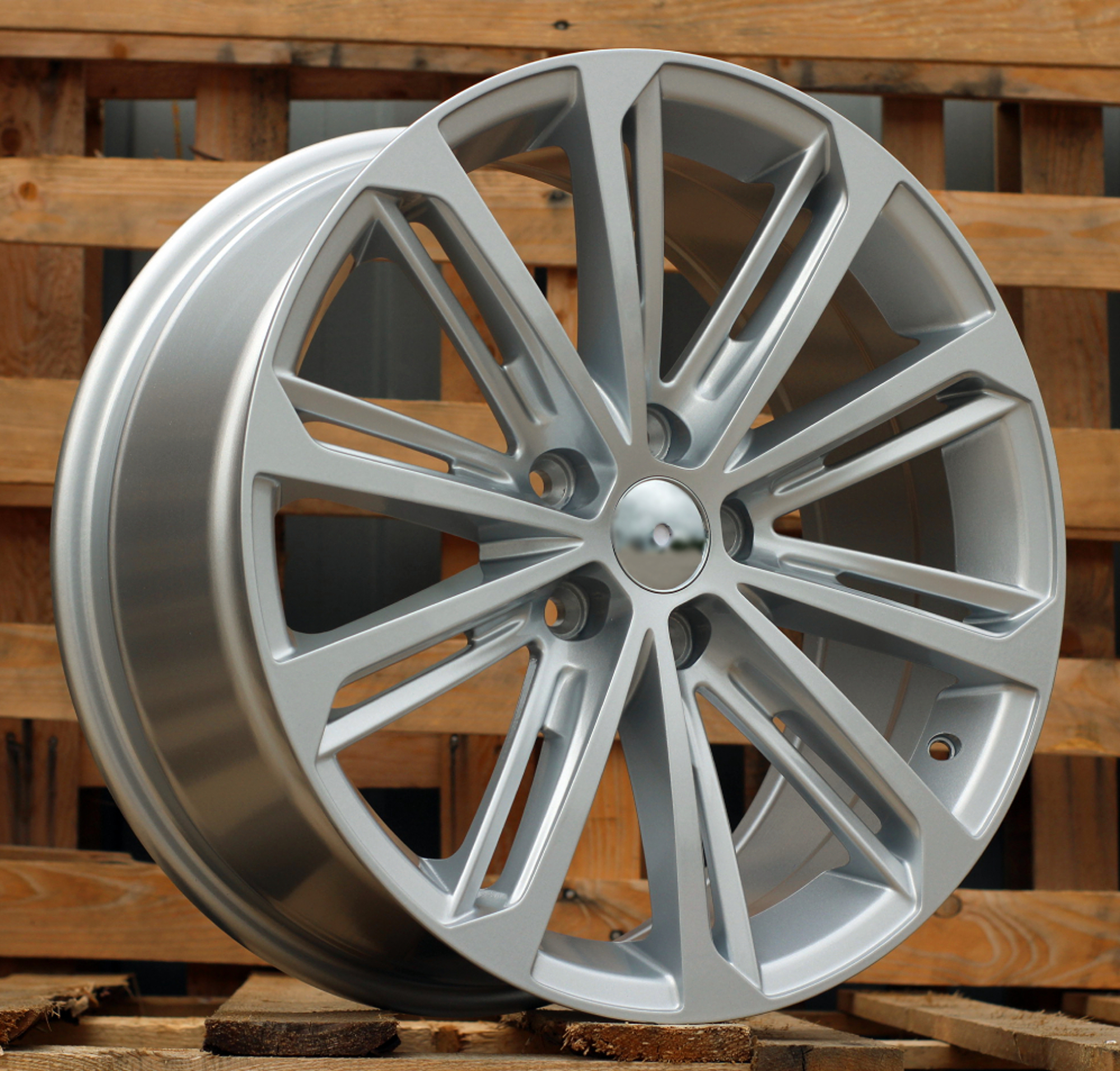 R18x8 5X112 ET 44 57.1 LU980 Silver Shining (SS) For VW (R)