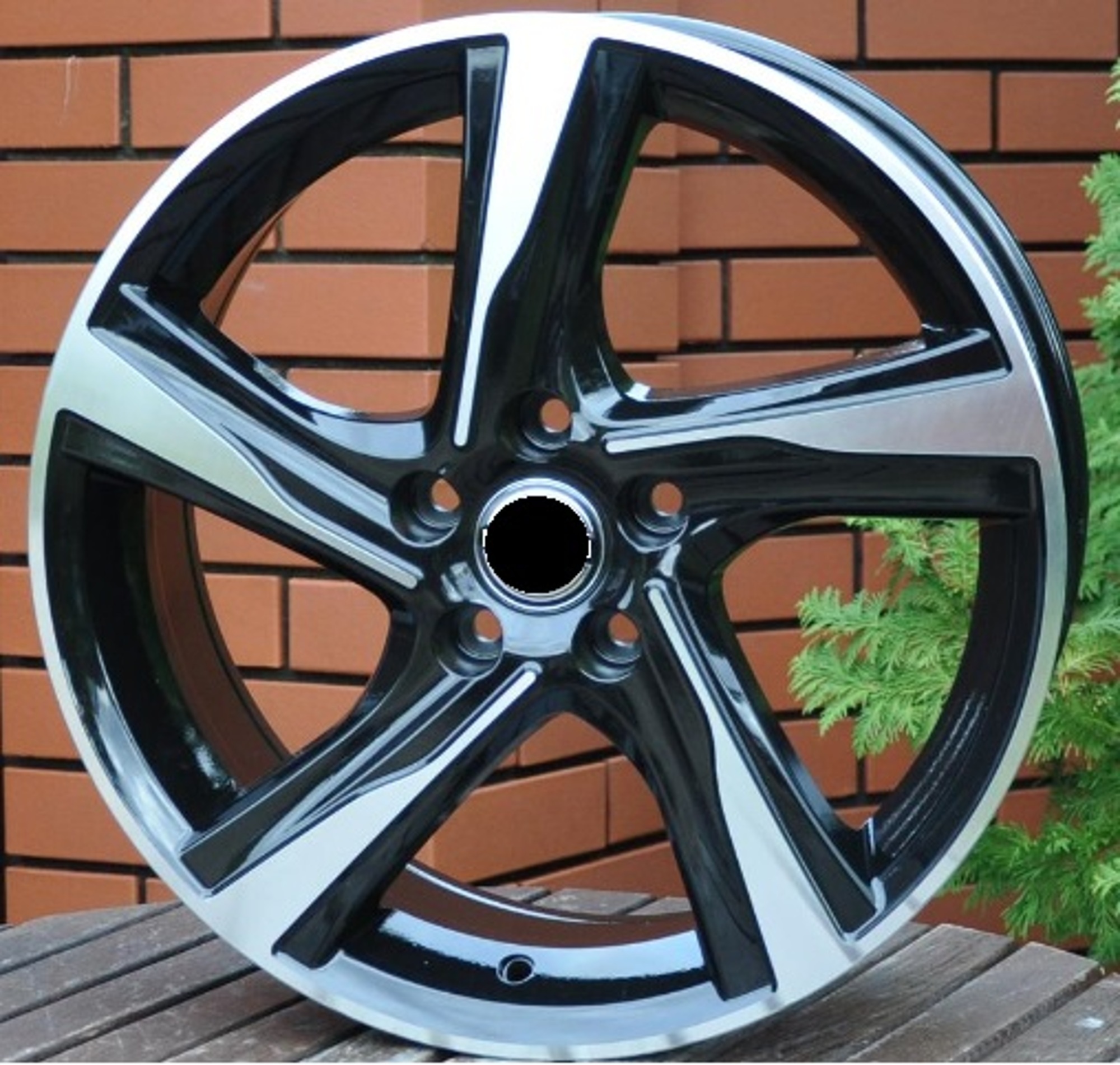 R18x7.5 5X108 ET 49 63.3 BY115 Black Polished (MB) For VOLVO (Z4)