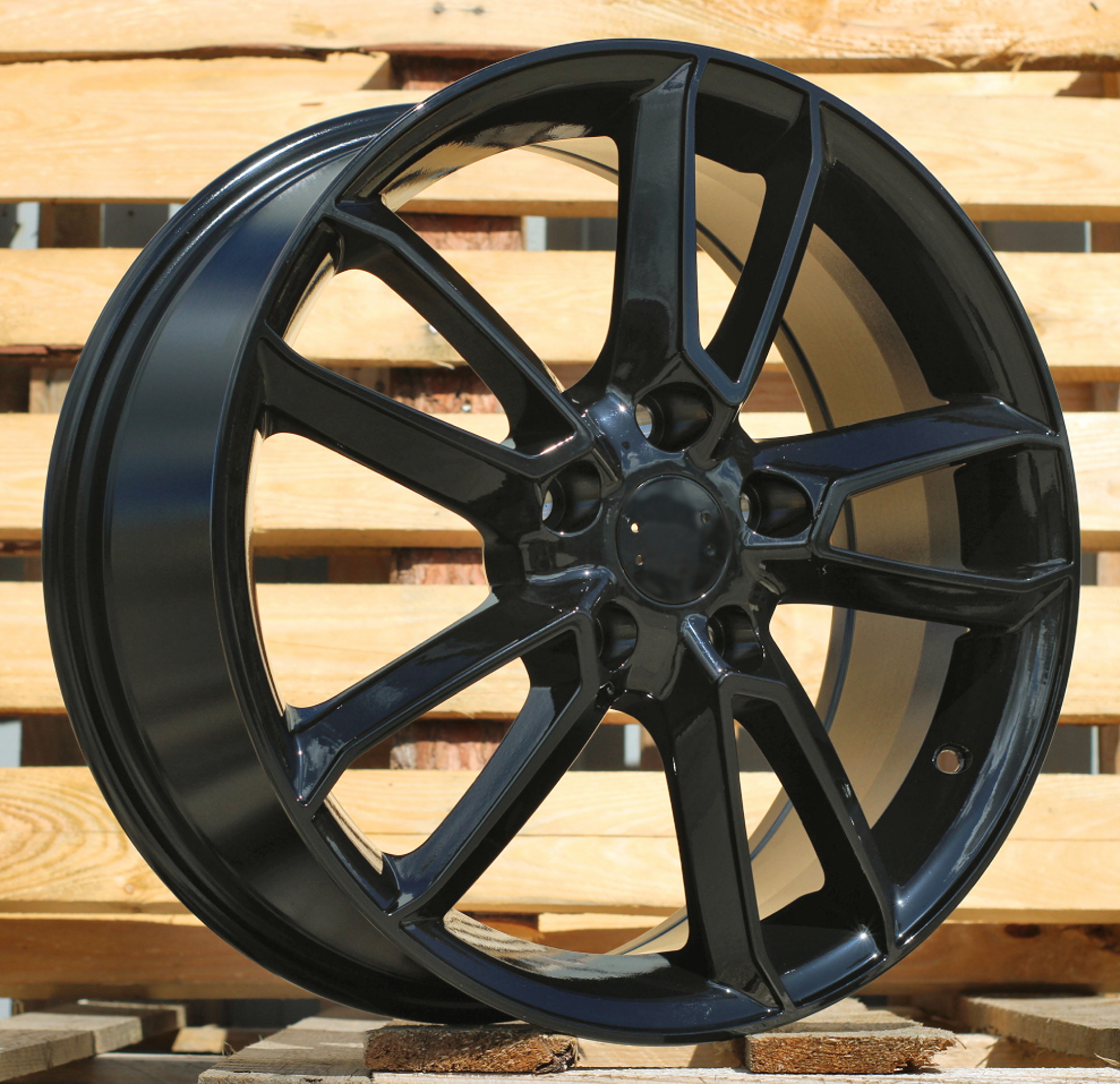 R17x7 5X114.3 ET 50 67.1 XF073 Black (BL) For MAZDA (R)