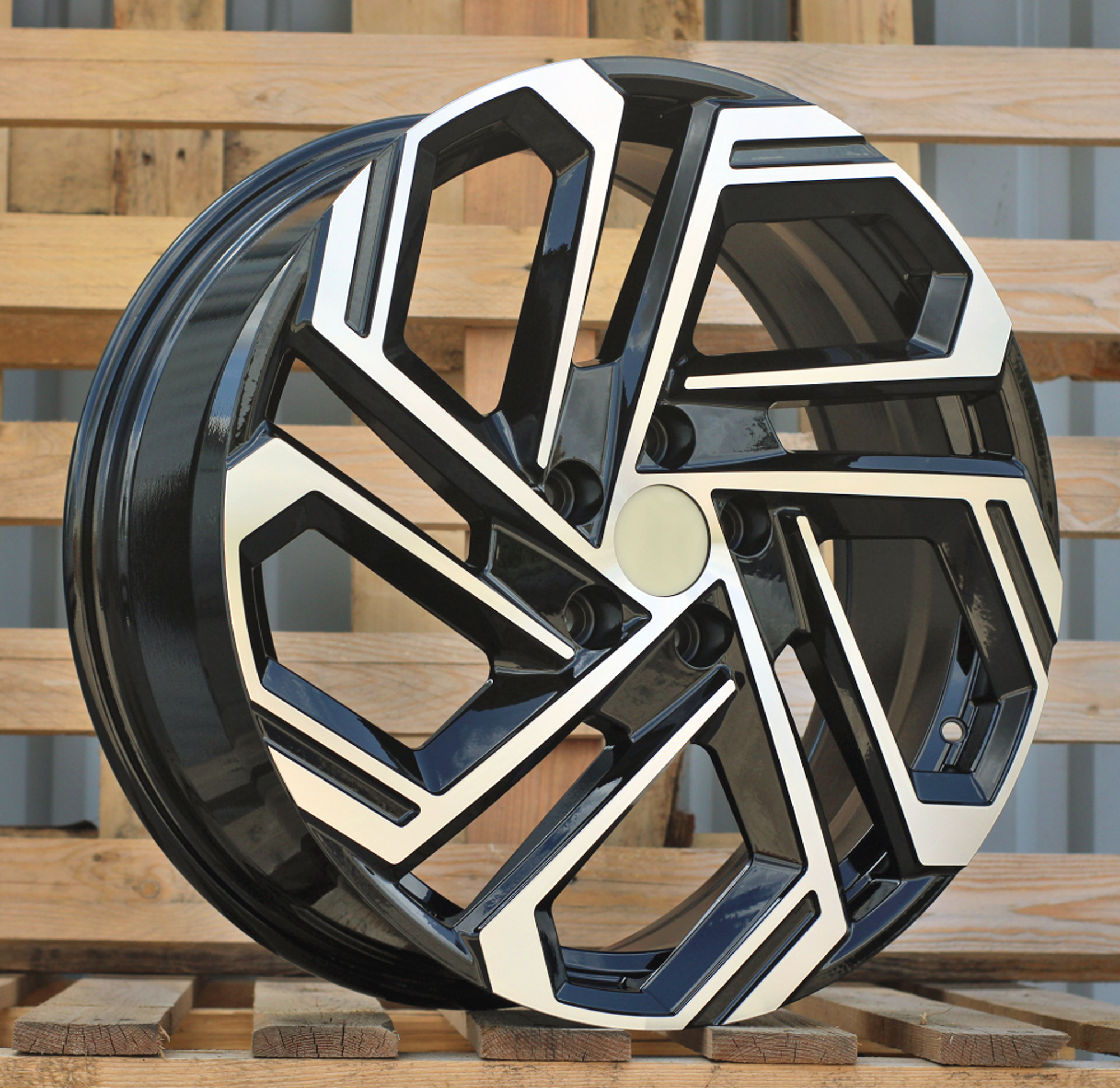 R18x7.5 5X114.3 ET 51 67.1 FBX345 Black Polished (MB) For HYUND (Z6) (HYBRID FORGED)