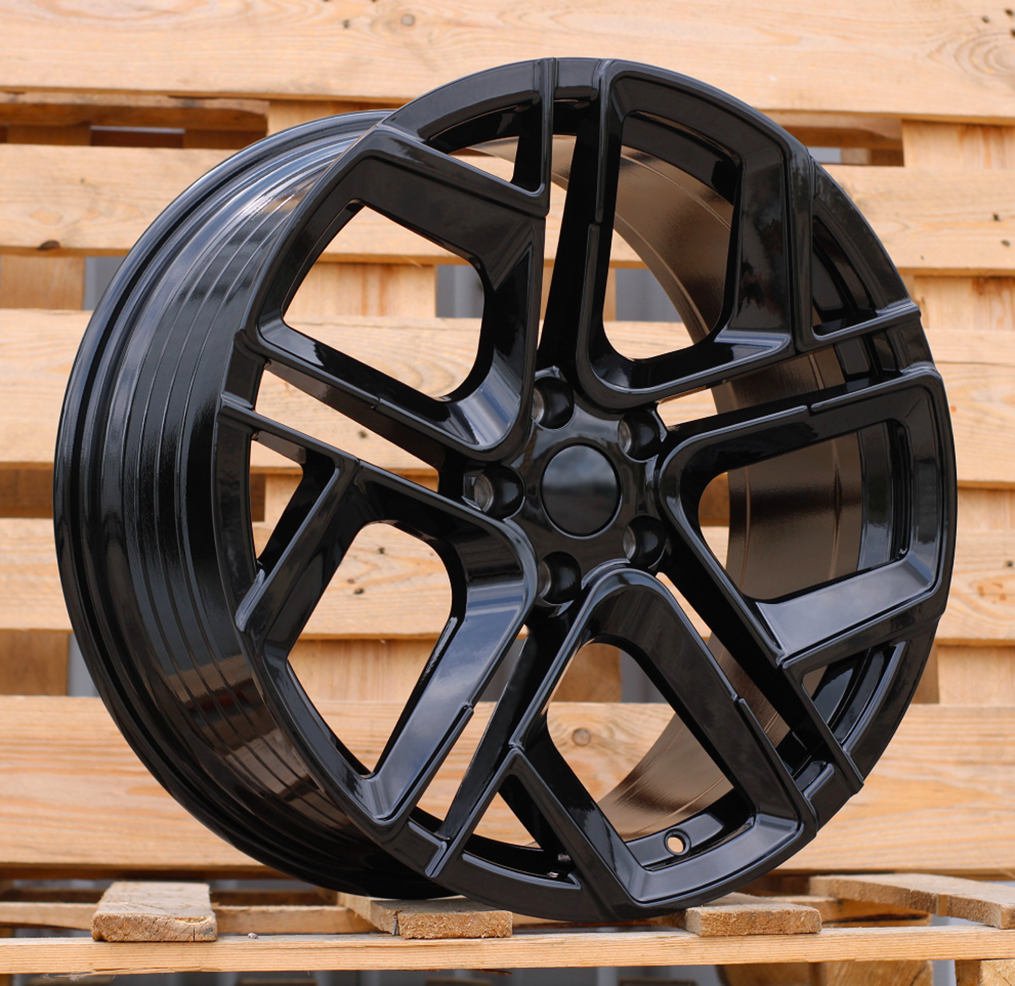 R19x8.5 5X112 ET 38 57.1 Y1243 (YF5667) Black (BL) For VW (P2) (HYBRID FORGED)