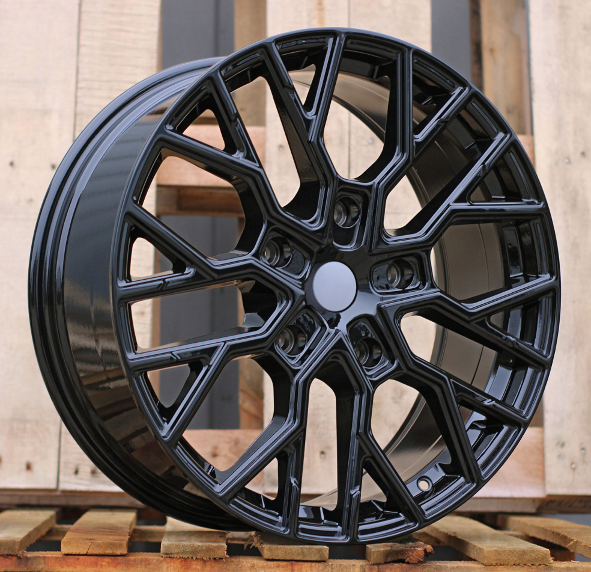 R18x8 5X160 ET 50 65.1 I5658 Black (BL) For FORD (Z6)