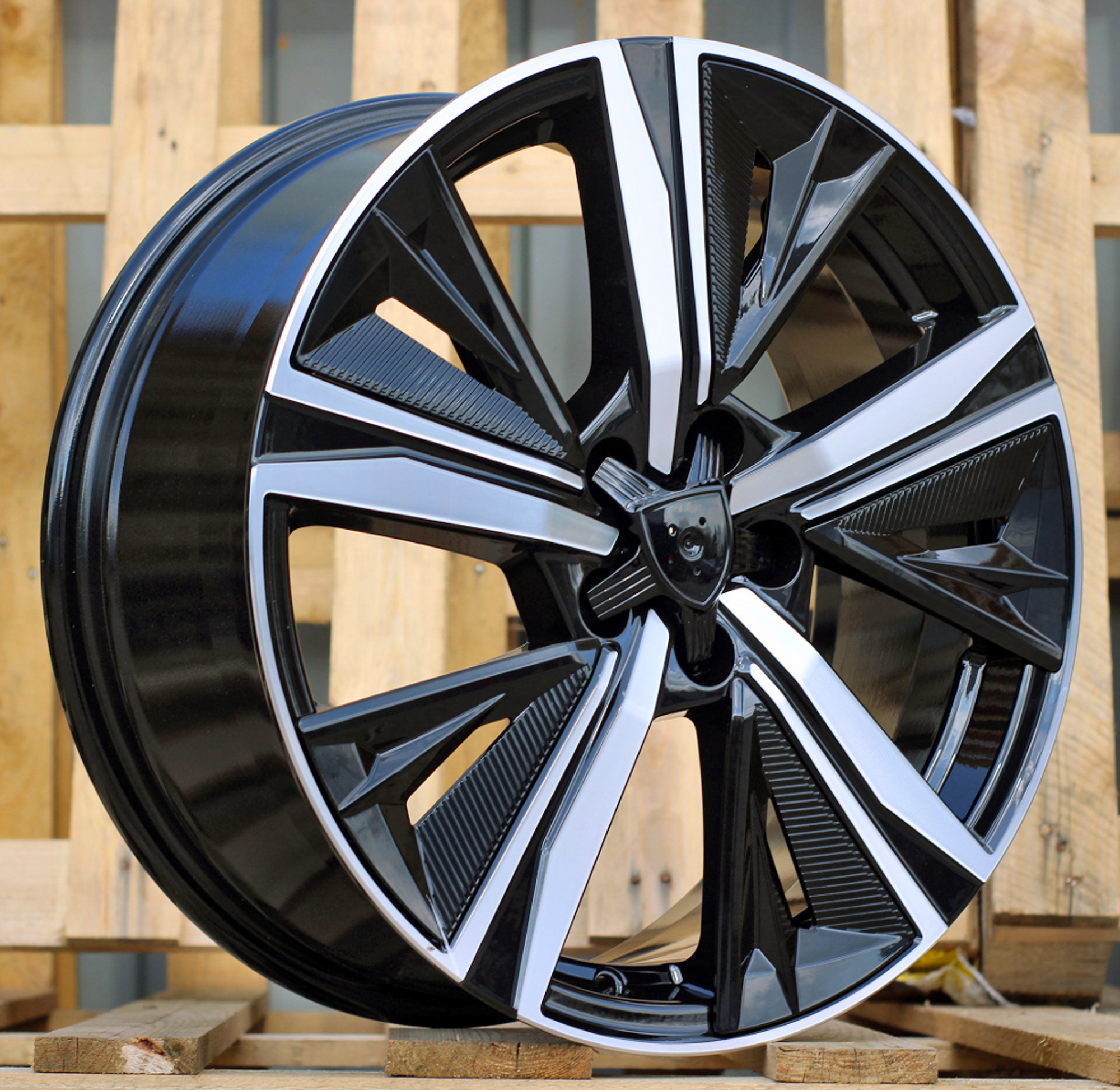 R18x7.5 4X108 ET 32 65.1 Y1187 Black Polished (MB) For PEUG (P) (NEW Design Carved Spokes)