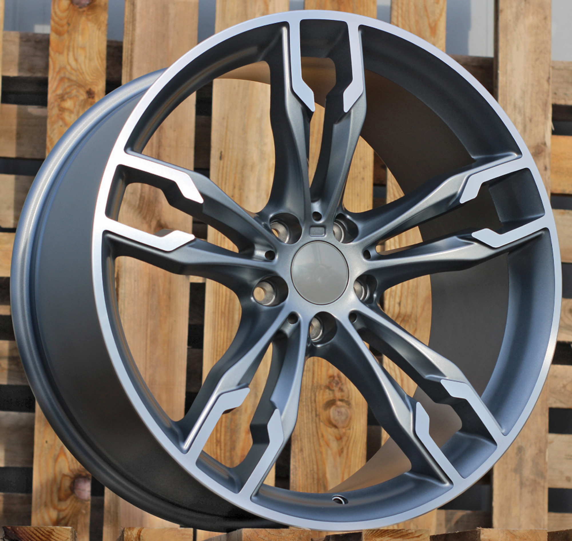 R20x8.5 5X112 ET 27 66.6 XE169 Grey Polished Half Matt (MGHM) For BMW (P) (Rear+Front)