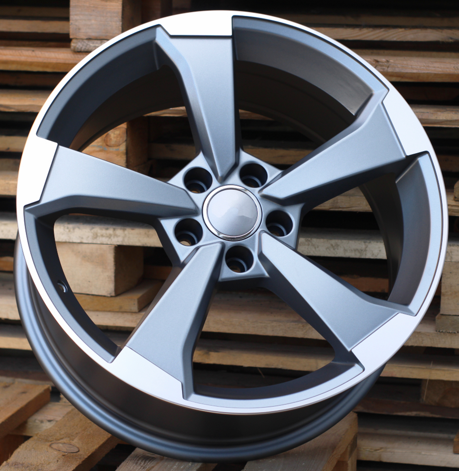 R18x8 5X112 ET 40 66.5 XE351 (BY1491) Grey Polished Half Matt (MGHM) For AUD (P)