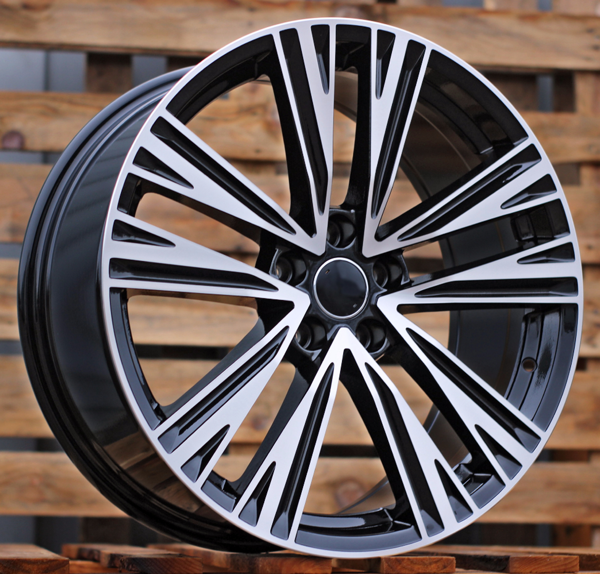 R17x7.5 5X112 ET 36 66.5 B1424 (FBX045) Black Polished (MB) For AUD (Z5) (HYBRID FORGED)