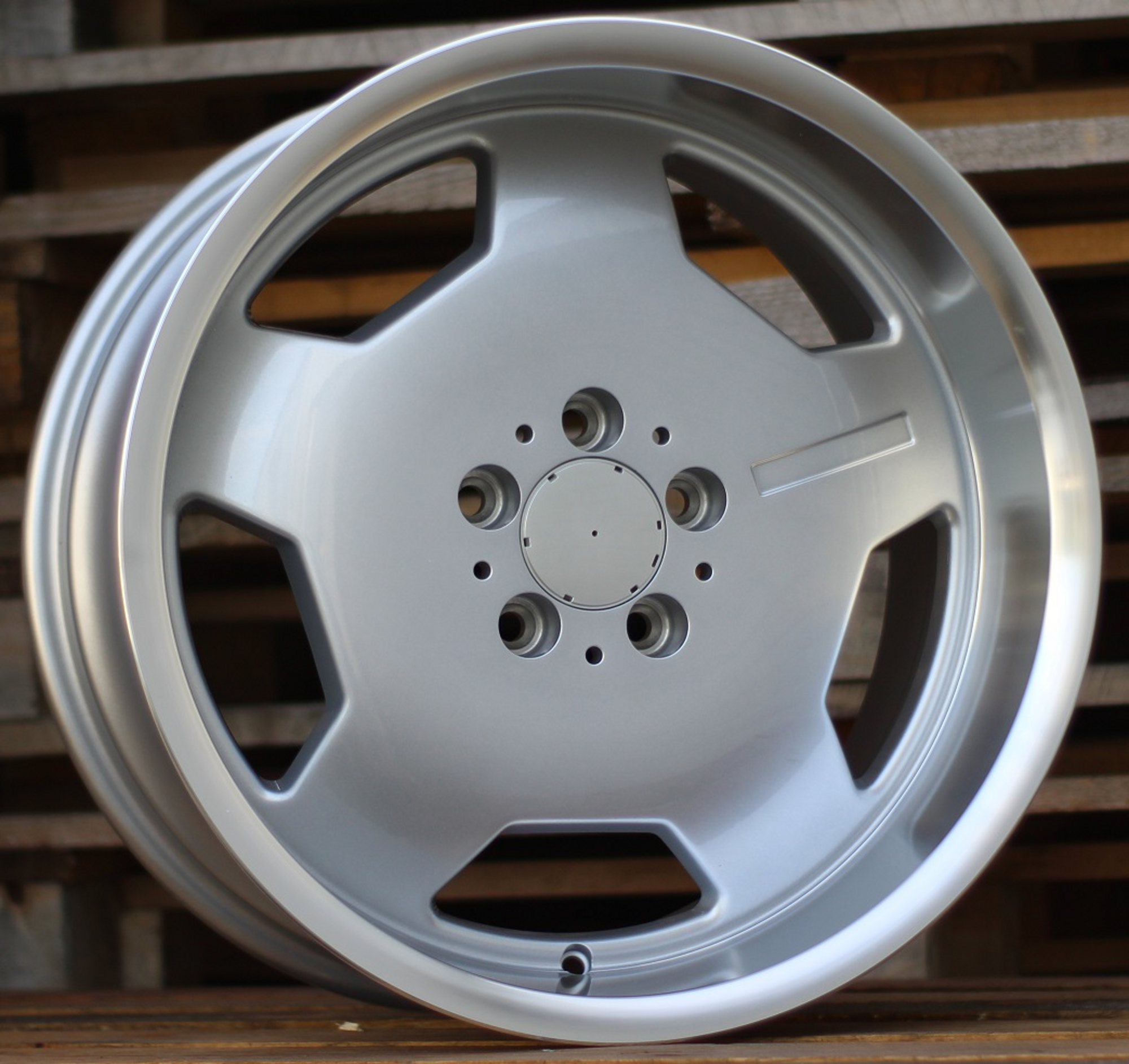 R16x7.5 5X112 ET 35 66.6 I5270 Silver+Polished Lip (SP) For MER (Z5) (MONOBLOCK Style)