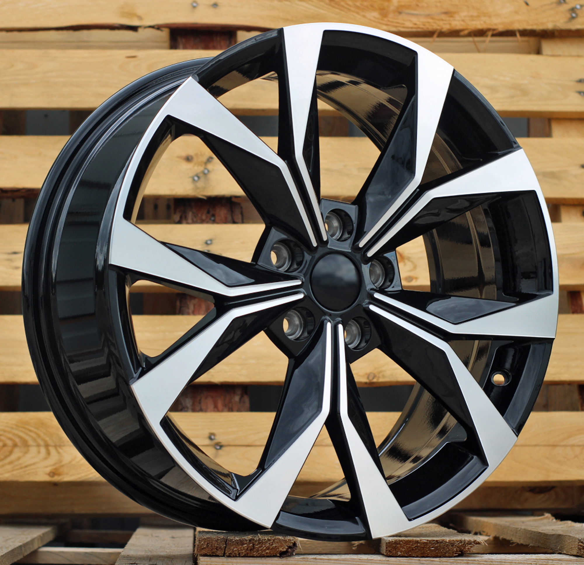 R18x7.5 5X108 ET 45 67.1 I5627 Black Polished (MB) Fits for RACIN